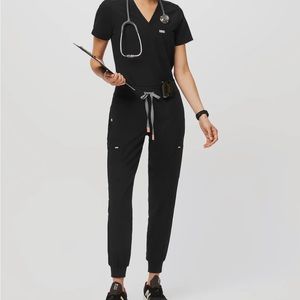 FIGS scrub 3 piece set (2 TOPS AND 1 BOTTOM)